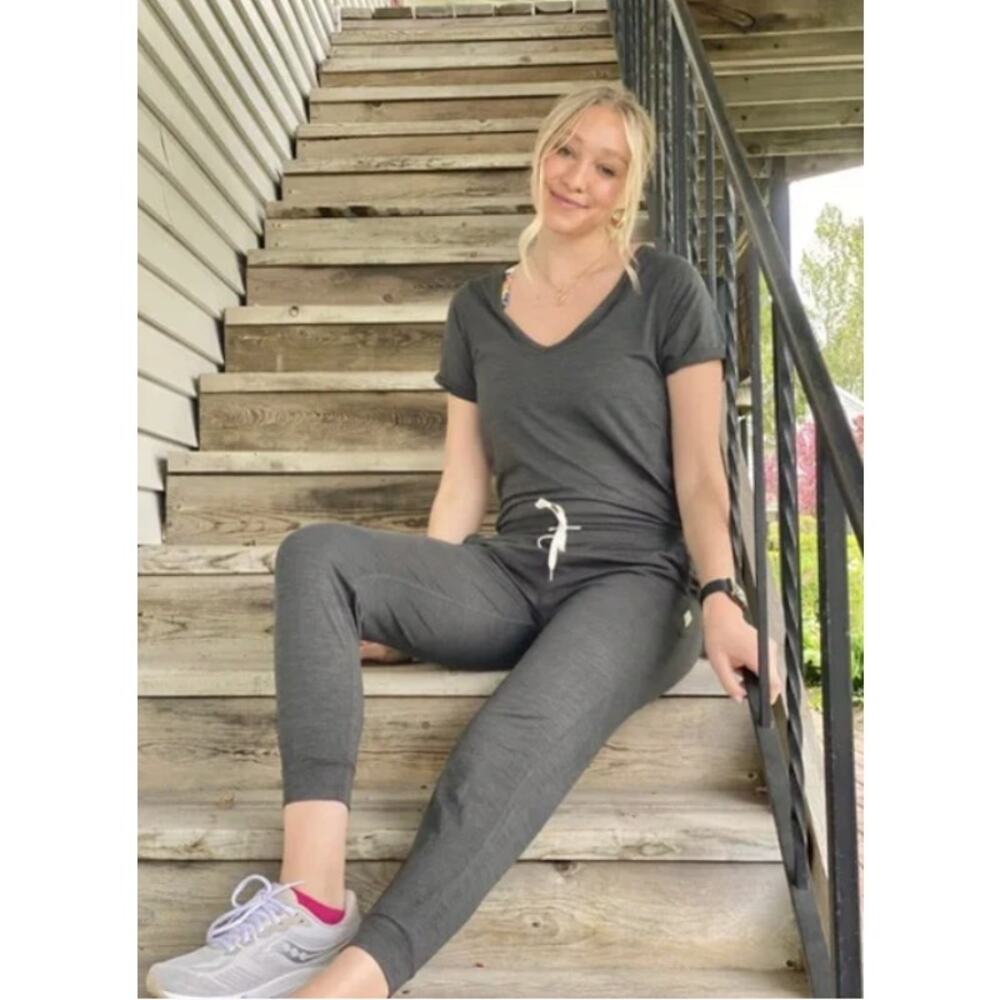 Vuori All Day Women’s Jumpsuit in Charcoal Heather (no size tag)